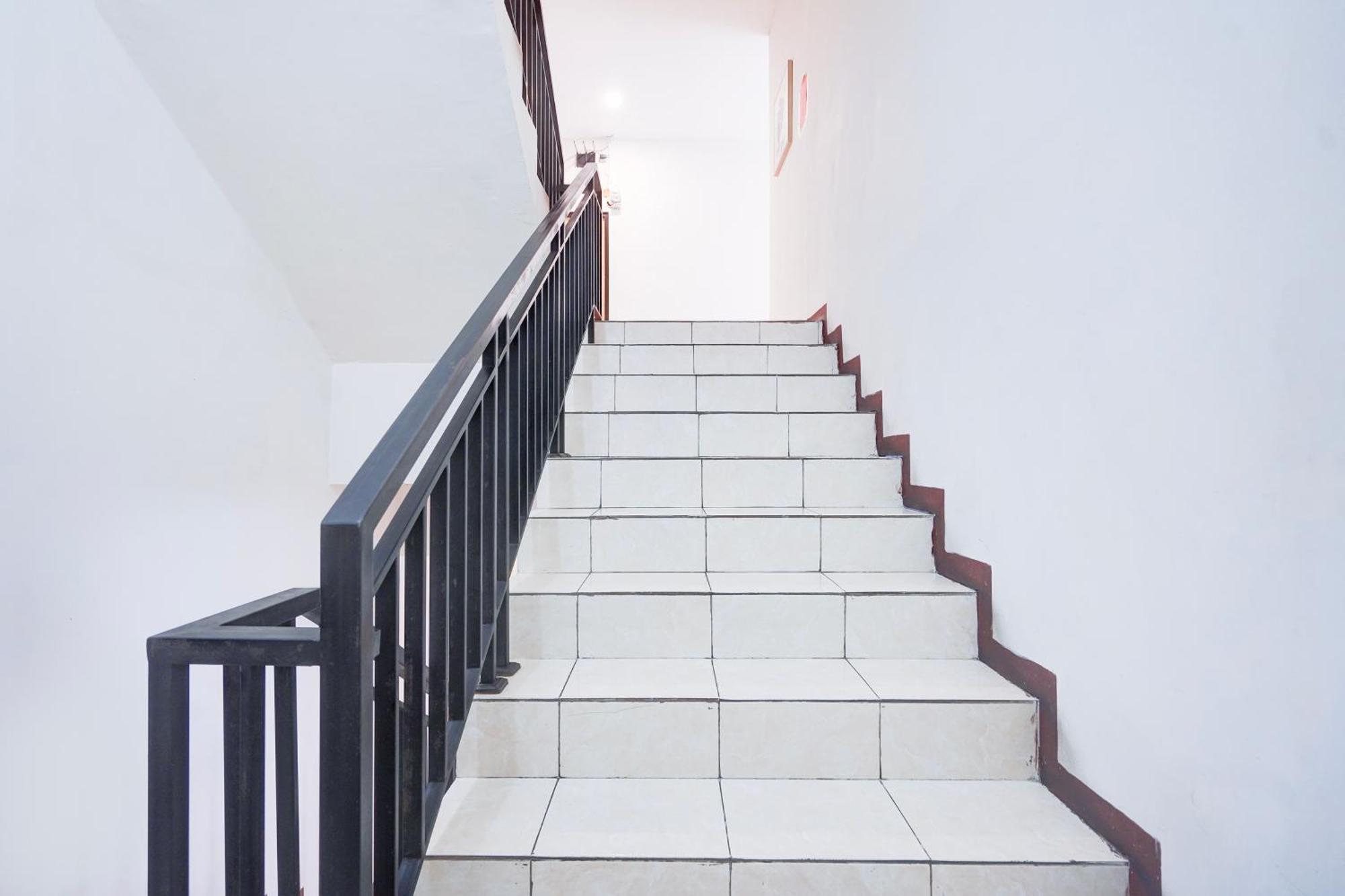 O Rappocini Near Rsia Paramount Guest house 3*