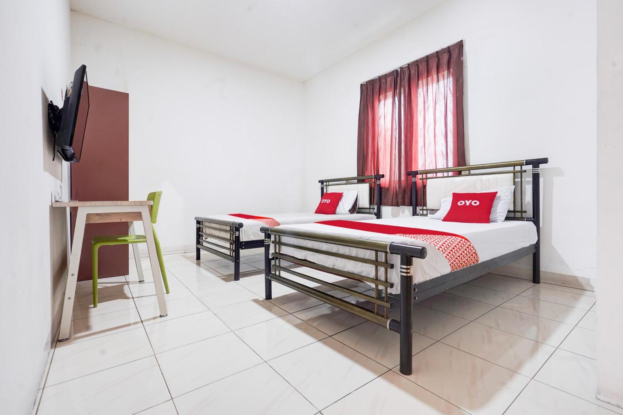 Guest house O Rappocini Near Rsia Paramount