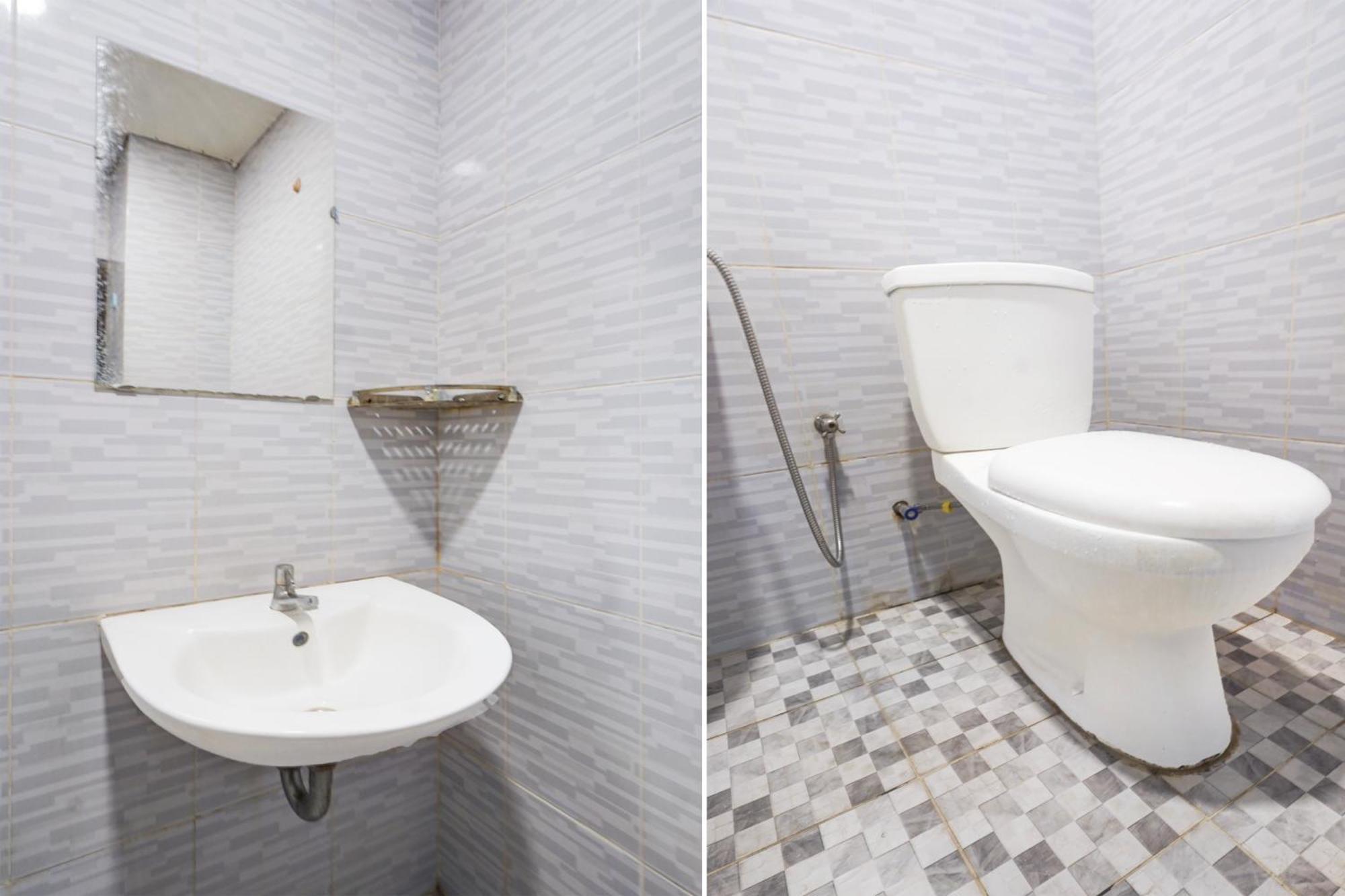 O Rappocini Near Rsia Paramount Guest house 3*